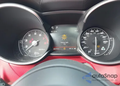 2019 Alfa Romeo Stelvio Quadrifoglio Awd из США, поврежденный, VIN ZASPAKEV4K7C37457